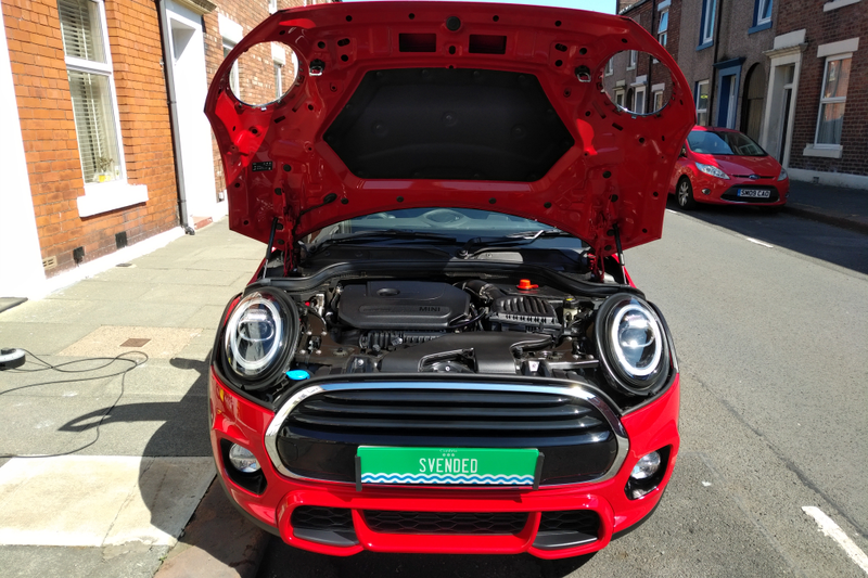 Illustration for article titled Today's clean, 2018 Mini Cooper five door.
